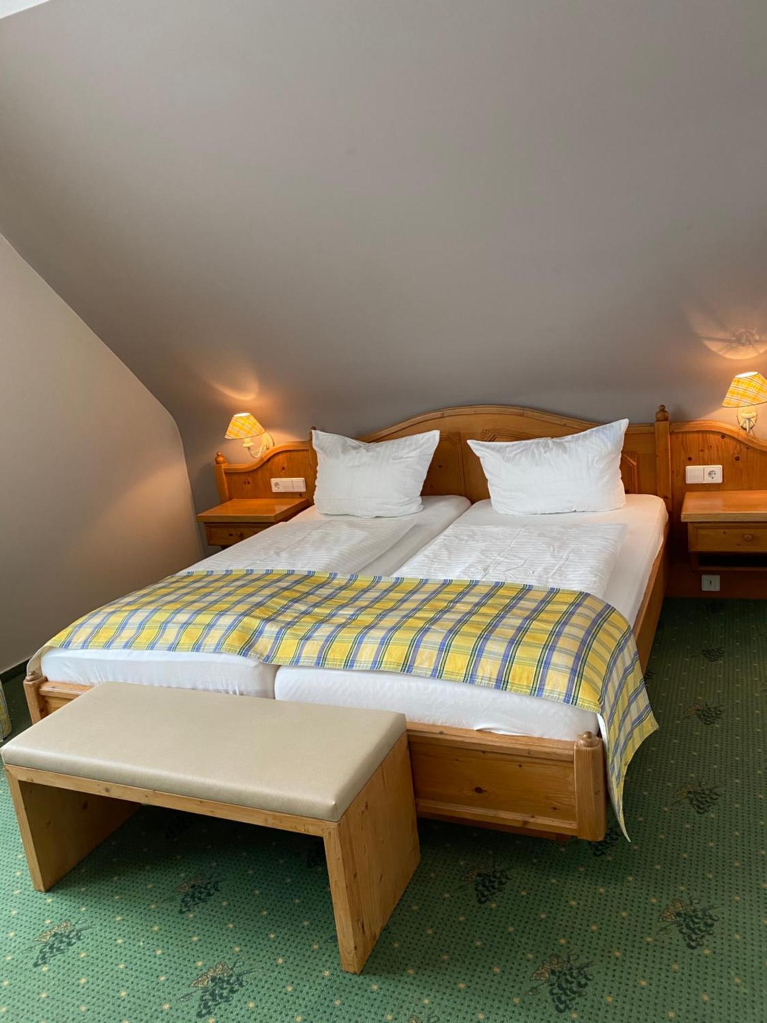 Landhotel Traube Baden-Baden Room photo