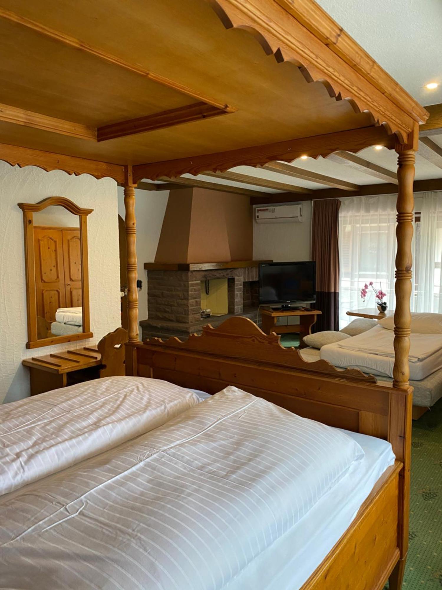Landhotel Traube Baden-Baden Room photo