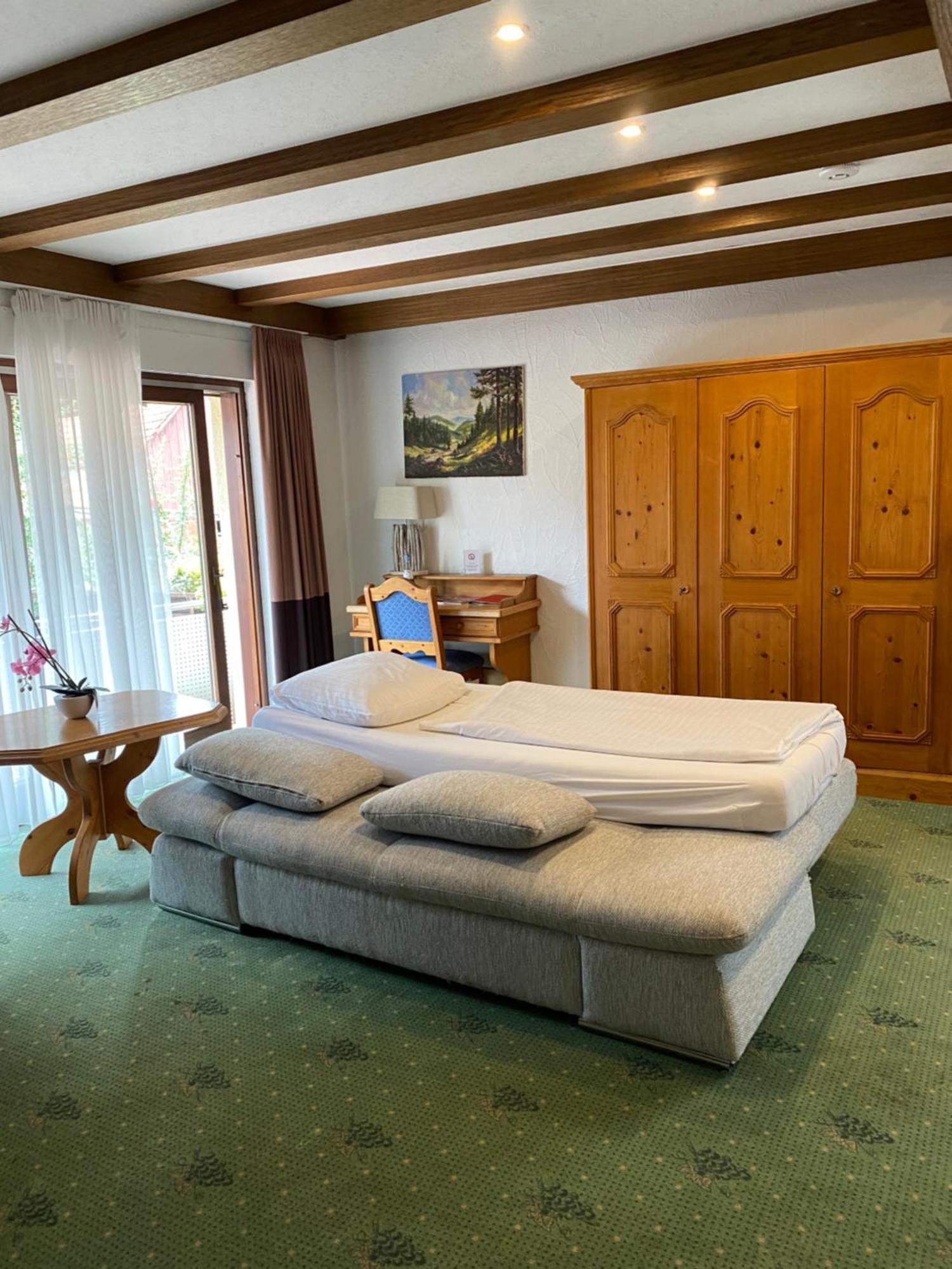 Landhotel Traube Baden-Baden Room photo
