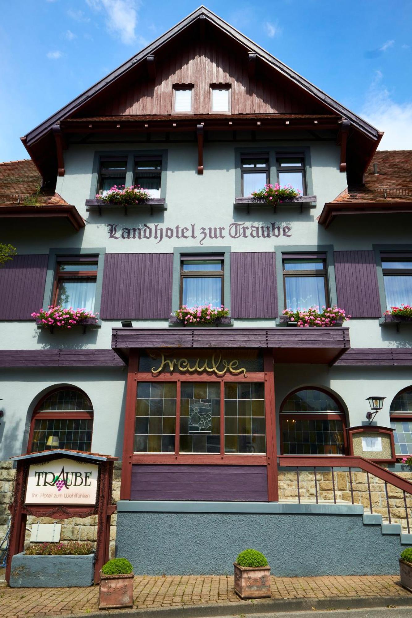 Landhotel Traube Baden-Baden Exterior photo