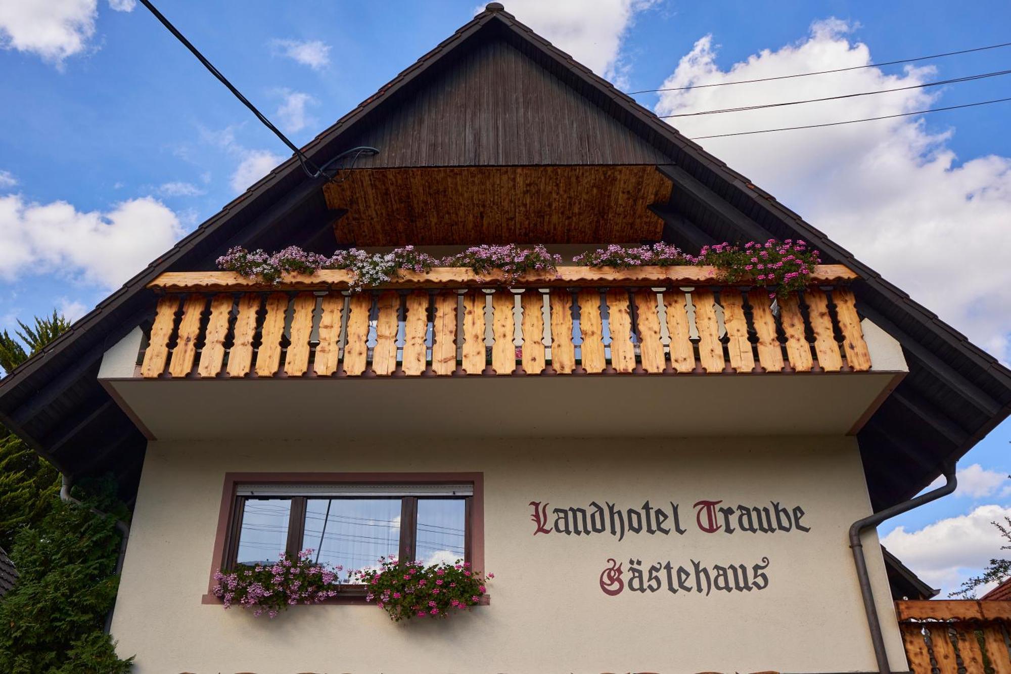 Landhotel Traube Baden-Baden Exterior photo