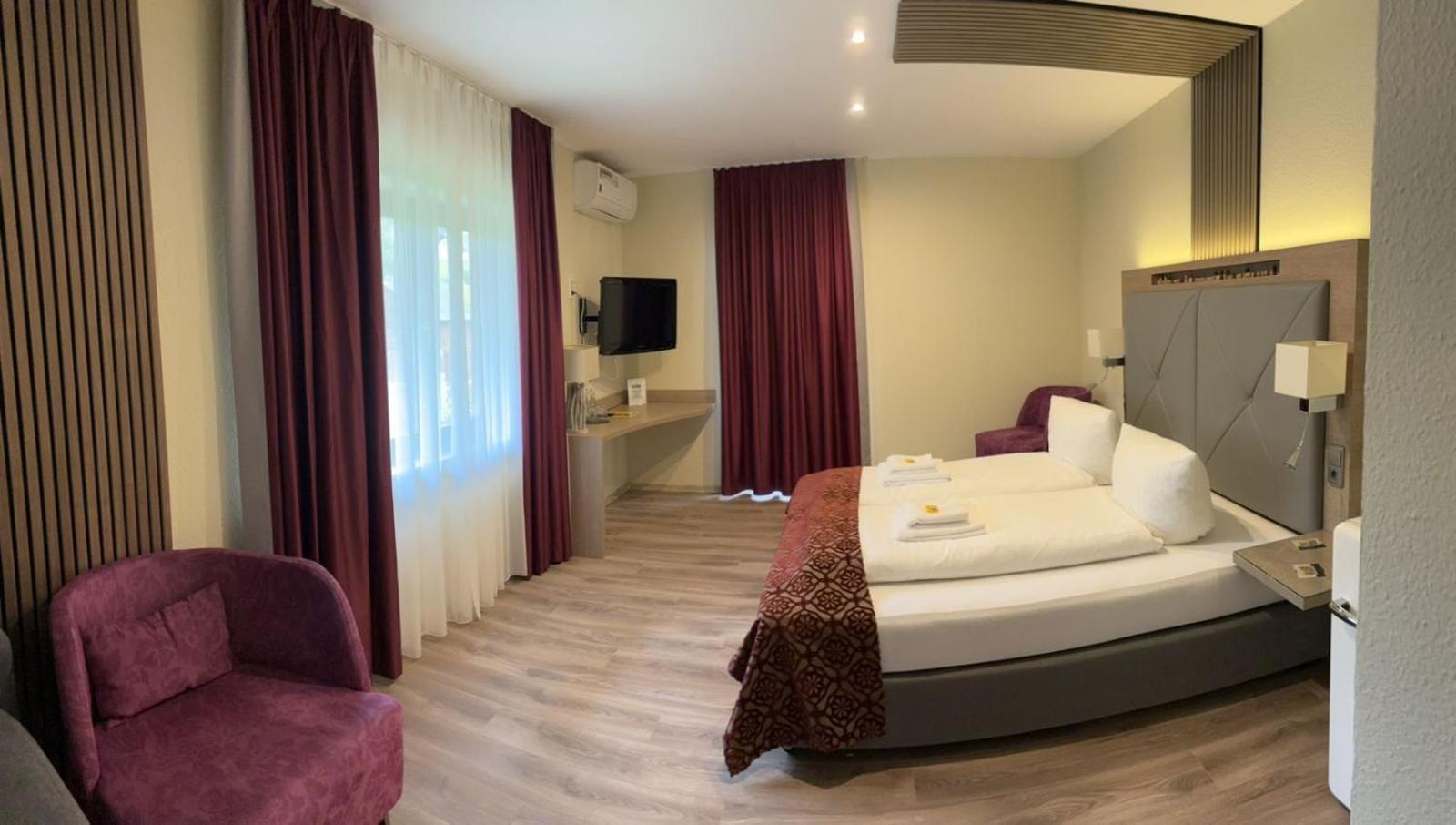 Landhotel Traube Baden-Baden Exterior photo
