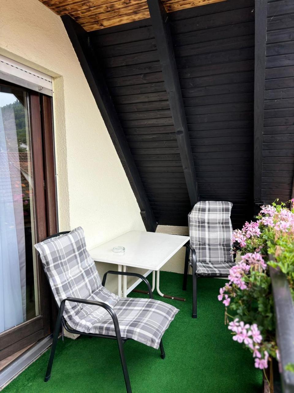 Landhotel Traube Baden-Baden Exterior photo